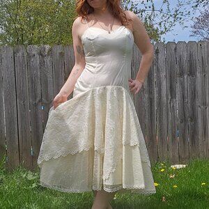 Vintage Western Coastal MotoBoho Girly Prairie White Lace Strappy Slip Dress